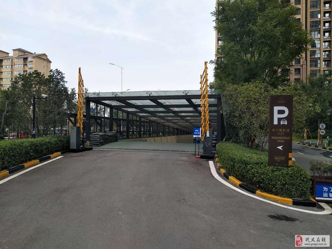 建业壹号城邦2室2厅1卫月租2300元，城邦房产优质房源推荐